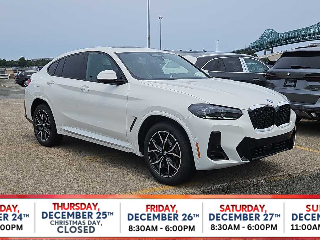 2025 BMW X4 30i's photo
