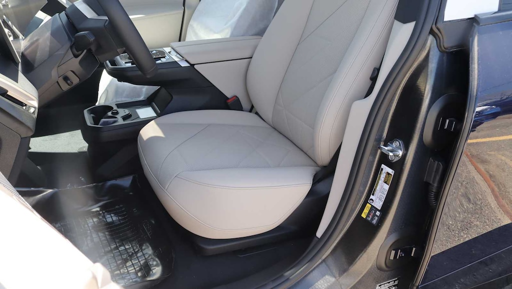 New 2026 BMW iX xDrive45 SUV
