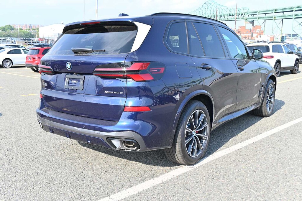 New 2026 BMW X5 PHEV xDrive50e SUV