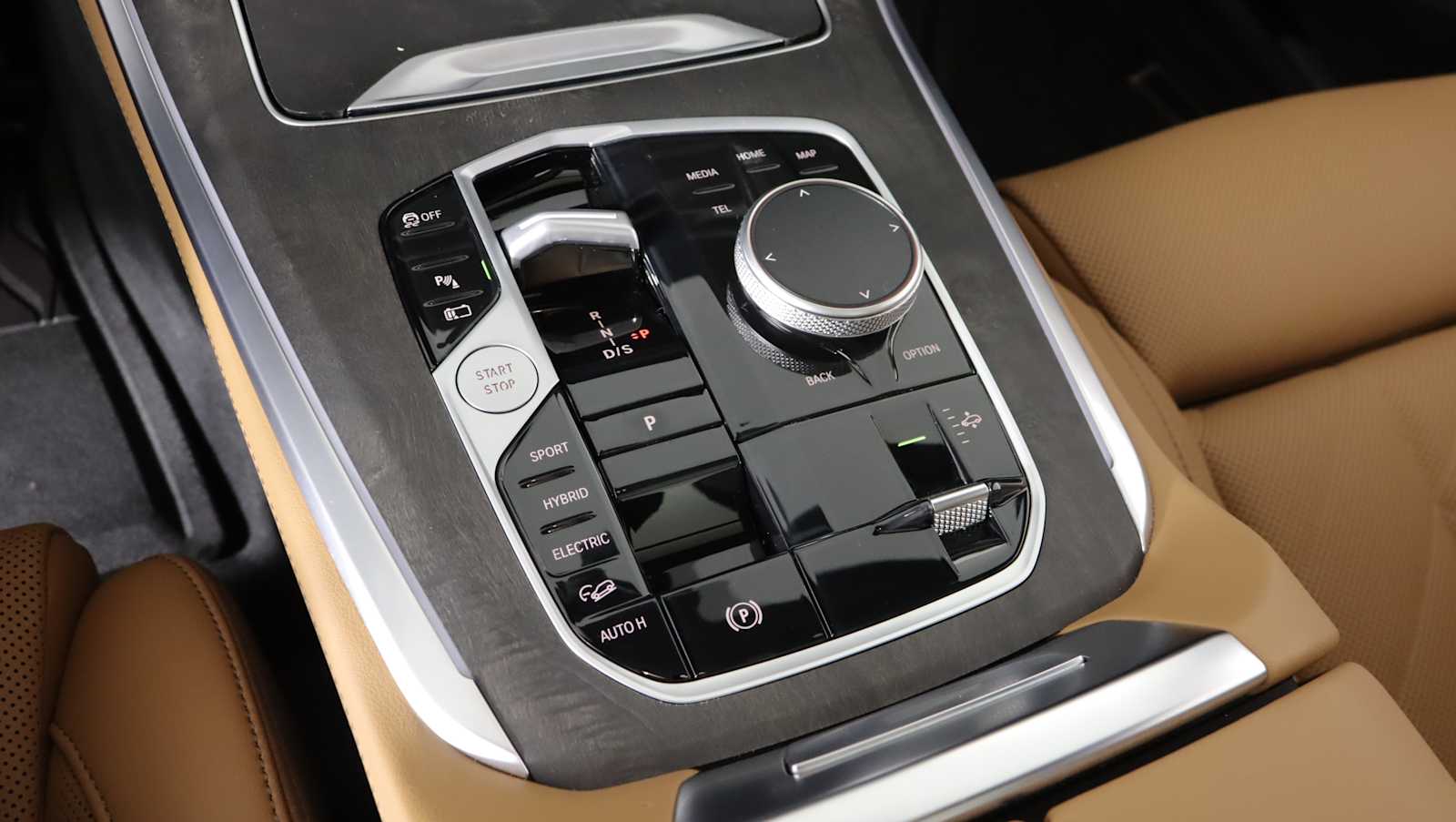 2026 BMW X5 50e - Photo 24