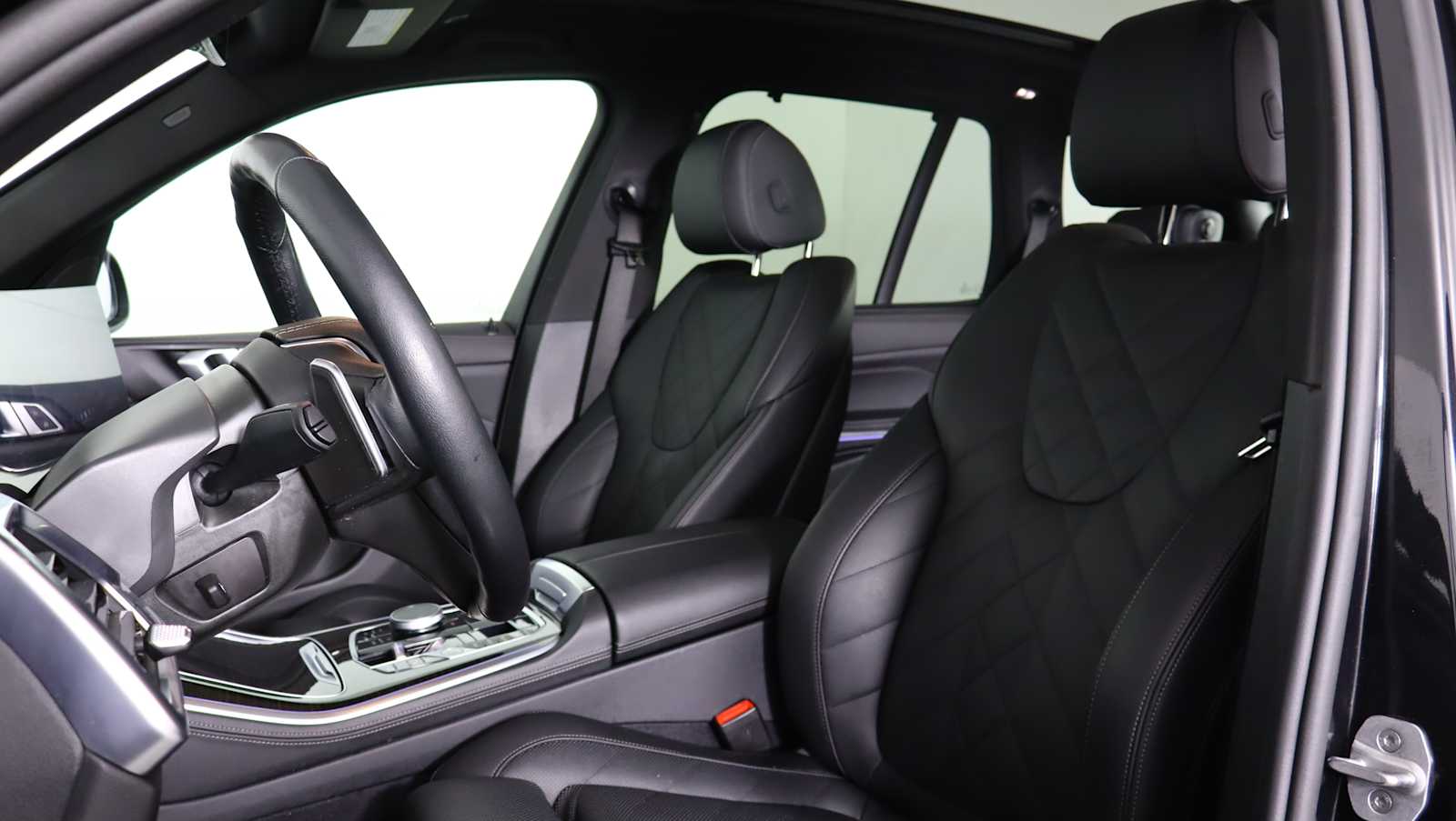 2025 BMW X5 50e - Photo 11