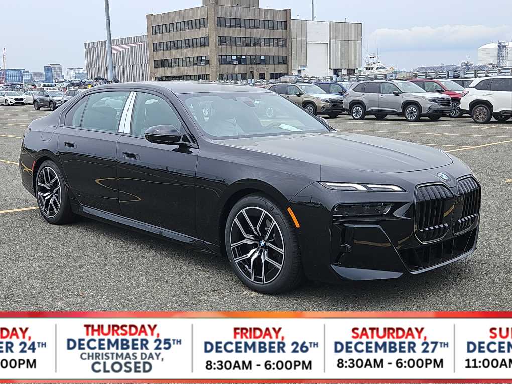 2025 BMW 7 Series 760i's photo