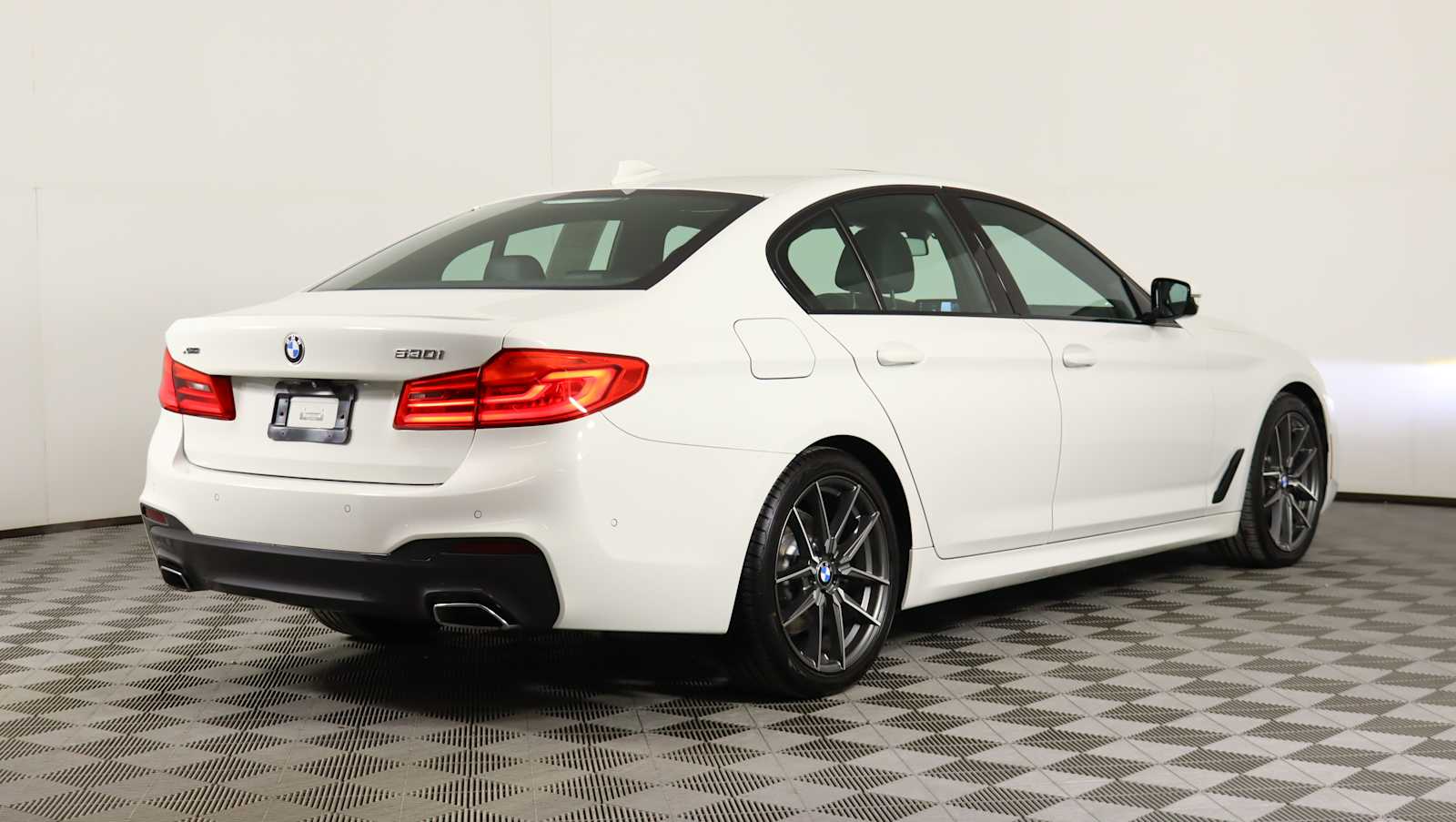 used 2019 BMW 530i car, priced at $23,728