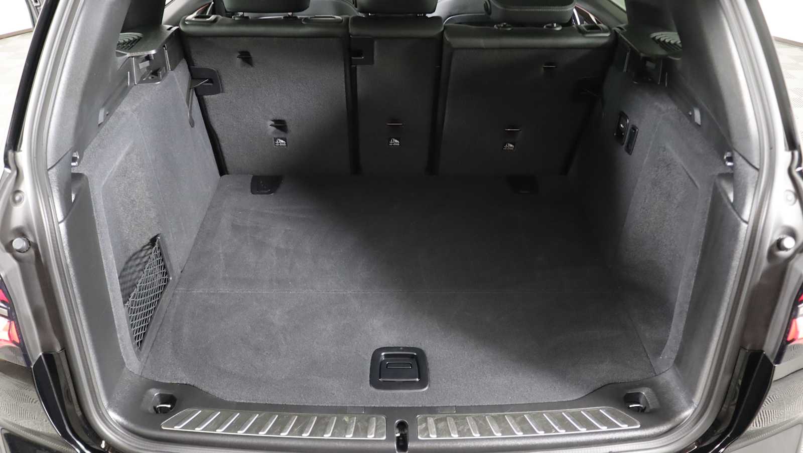 used 2023 BMW X3 car, priced at $40,420