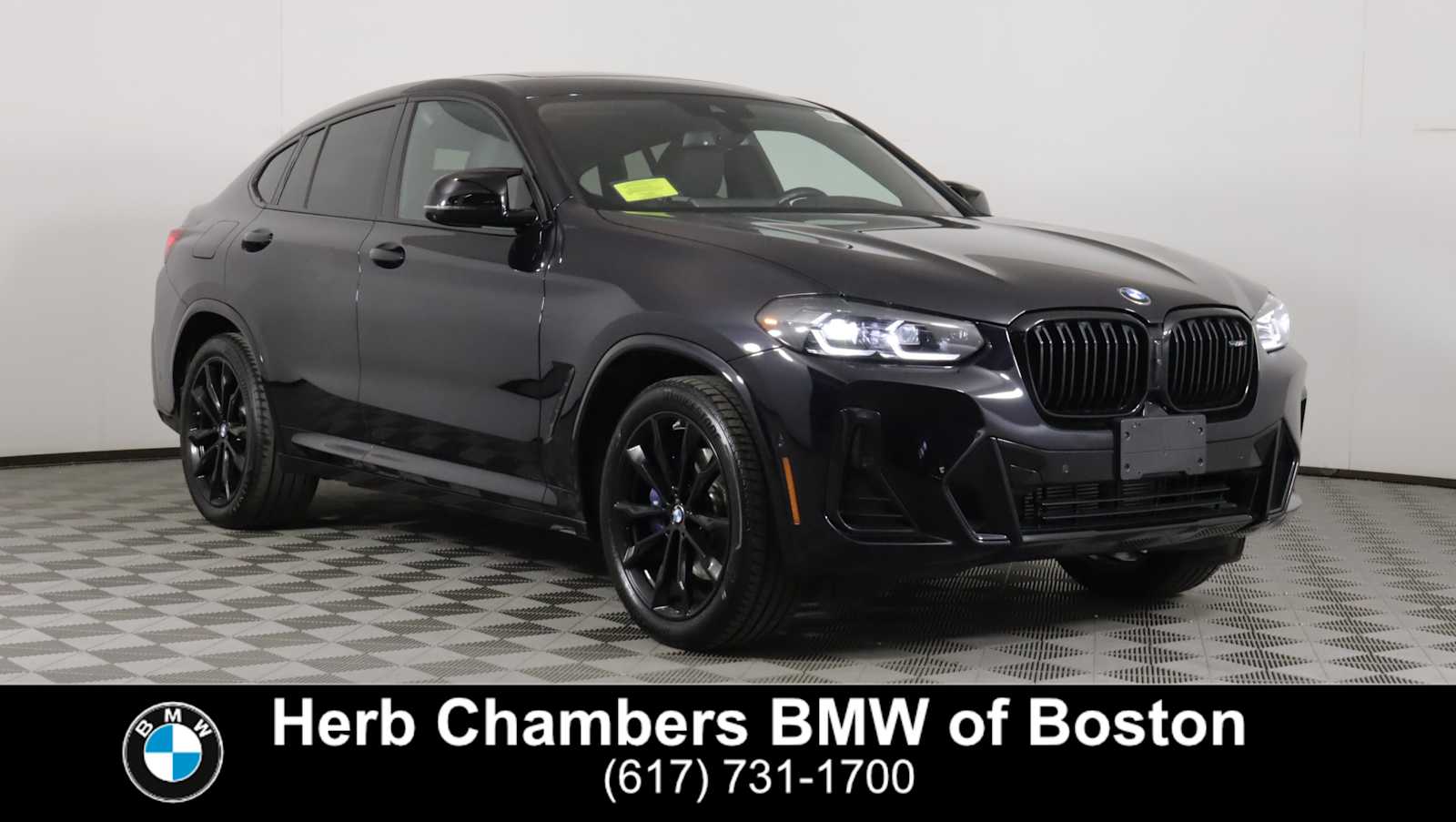 2023 BMW X4 M40i's photo