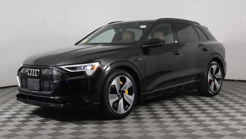 Used 2022 Audi e-tron Premium Plus SUV