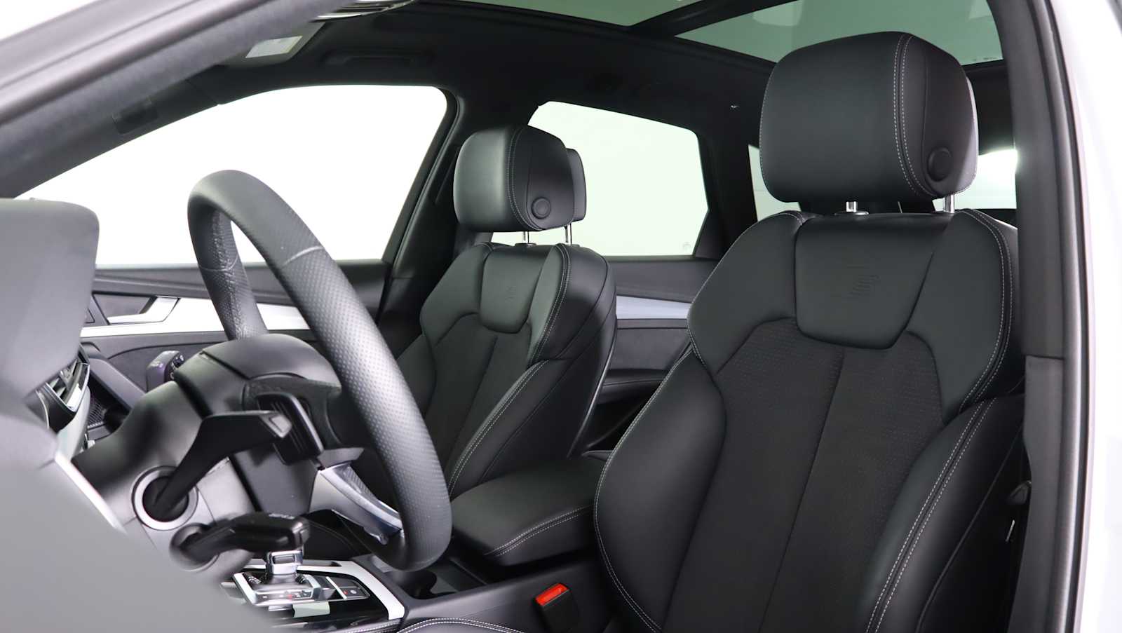 used 2024 Audi Q5 e car, priced at $43,658