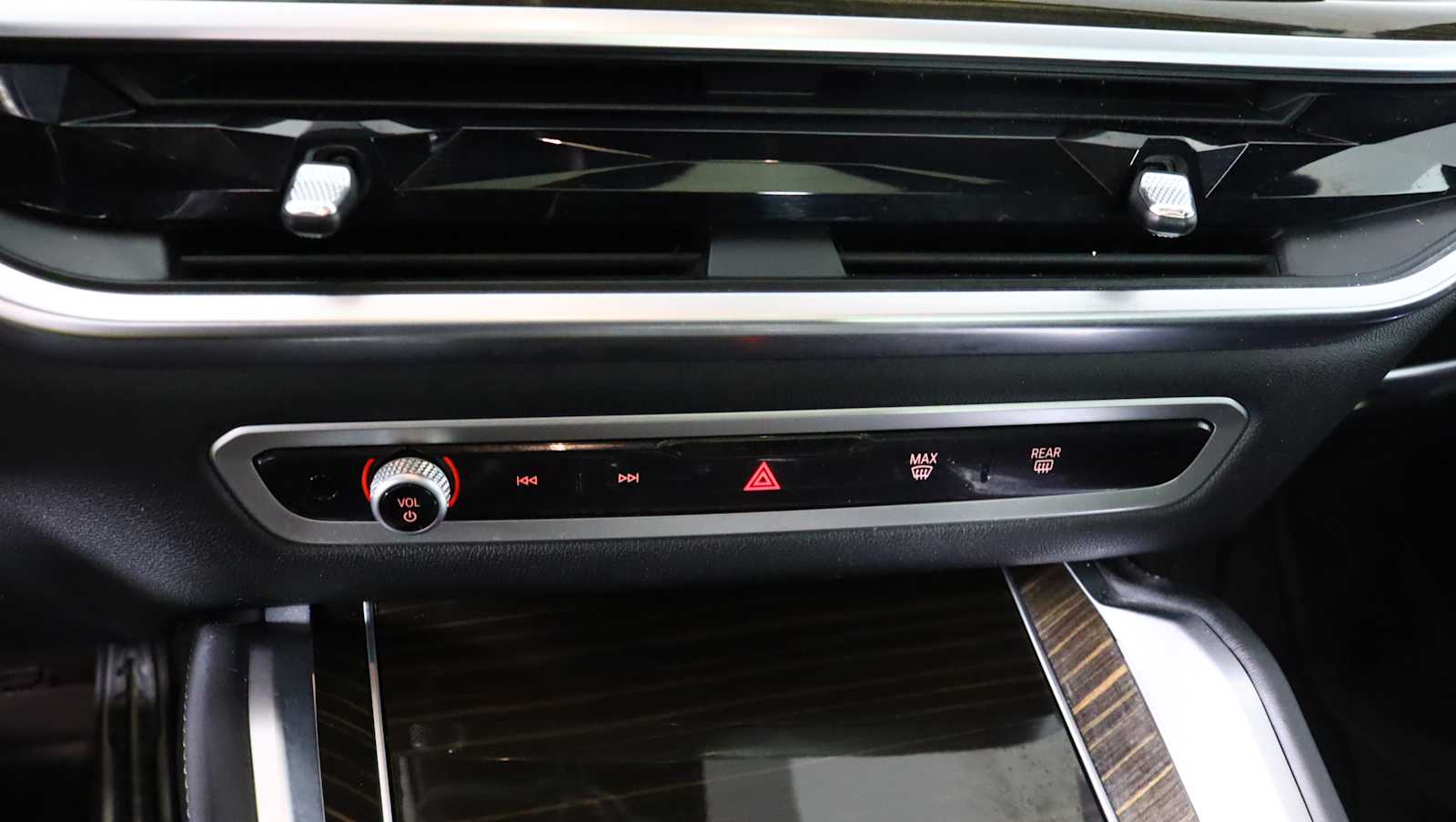 used 2024 BMW X6 car, priced at $73,697