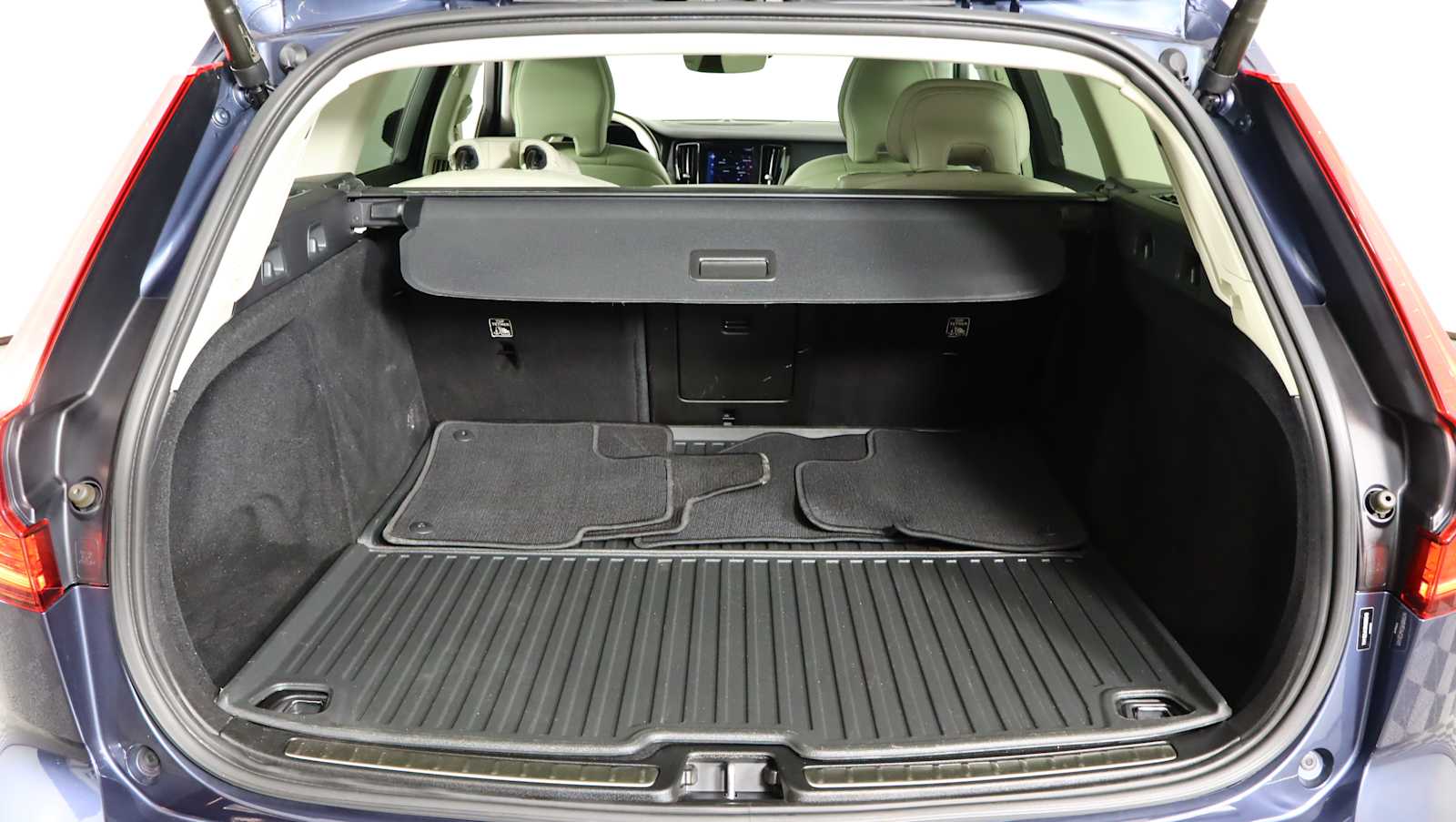 used 2022 Volvo V60 Cross Country car, priced at $31,764