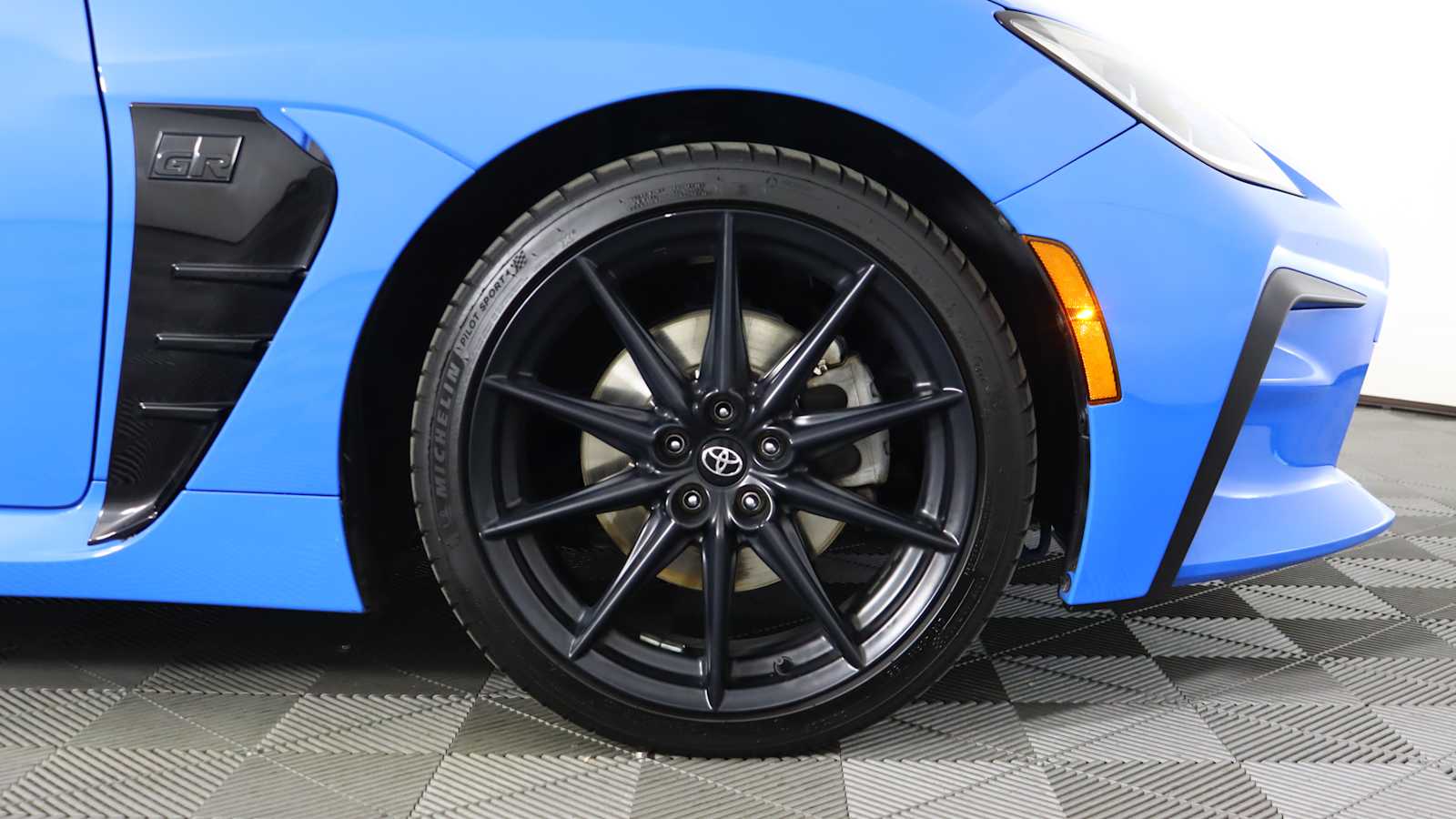 used 2023 Toyota GR86 car, priced at $24,963