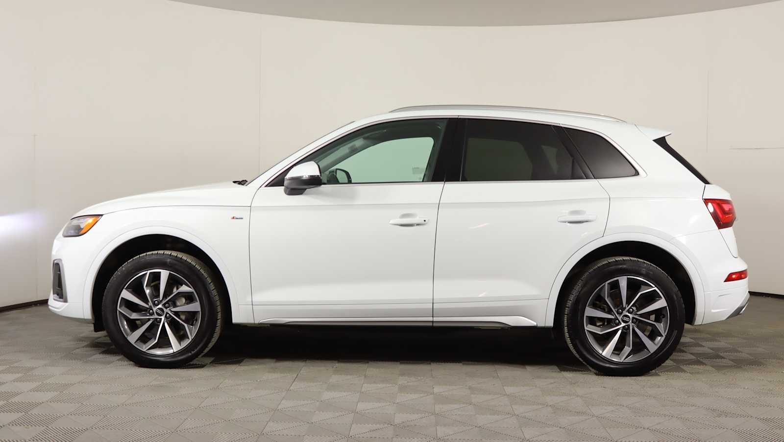 used 2024 Audi Q5 car, priced at $26,882