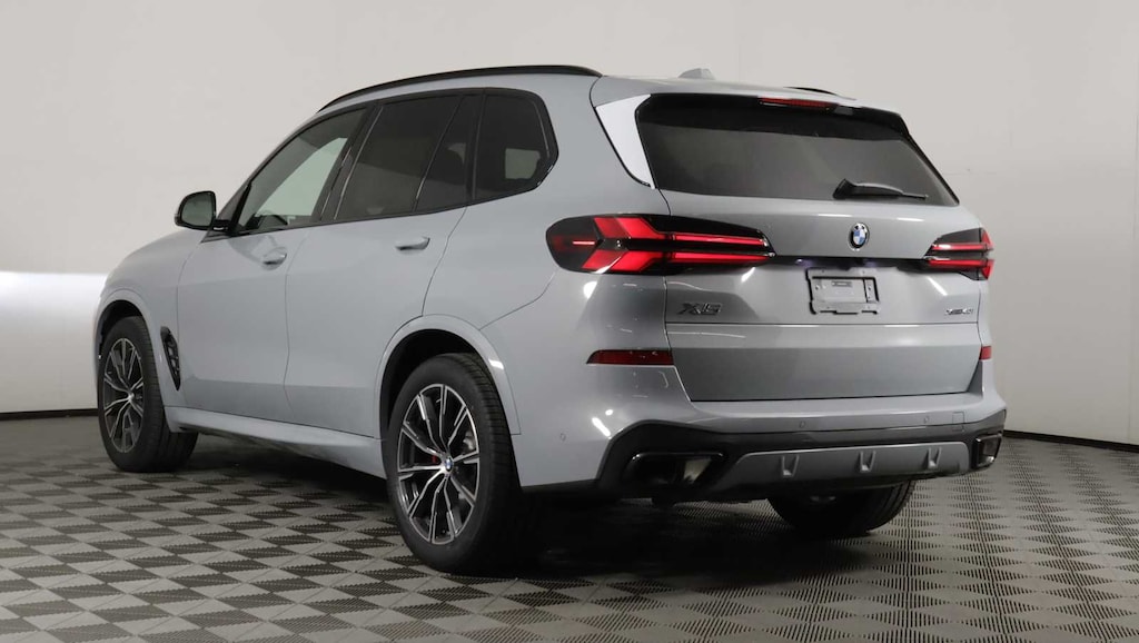 New 2026 BMW X5 xDrive40i SUV