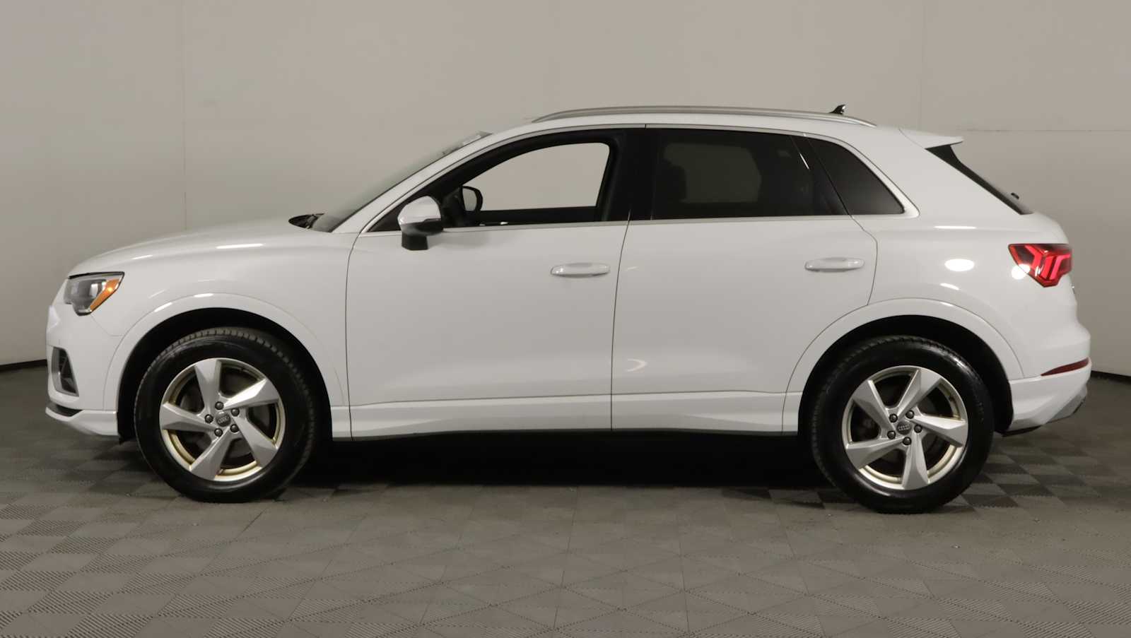 used 2019 Audi Q3 car, priced at $18,891