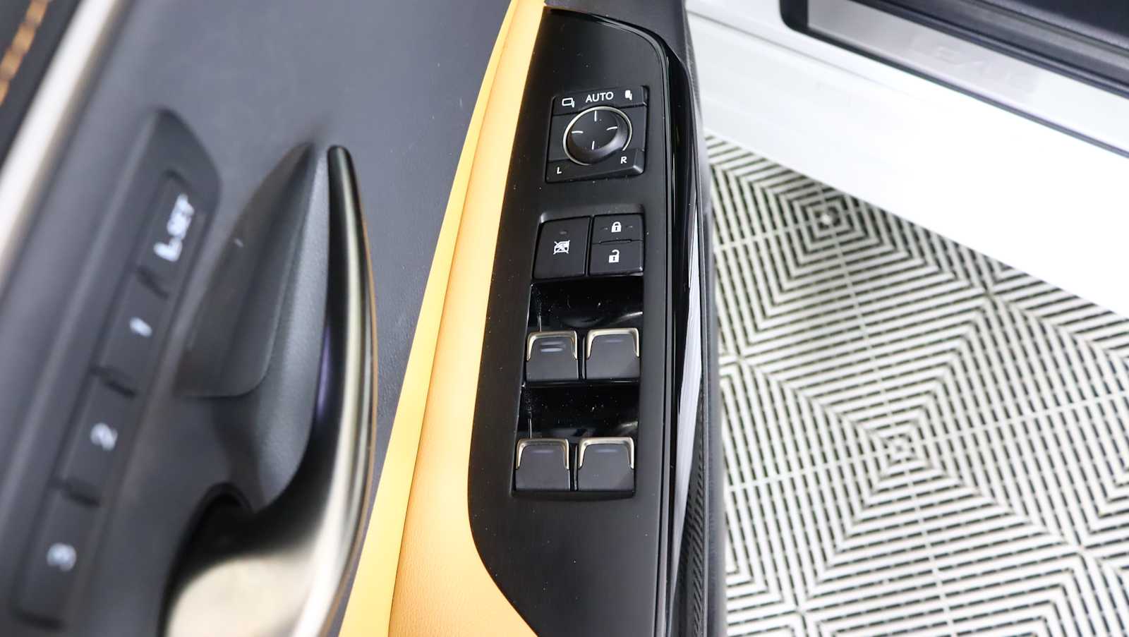 used 2023 Lexus ES 300h car, priced at $35,883