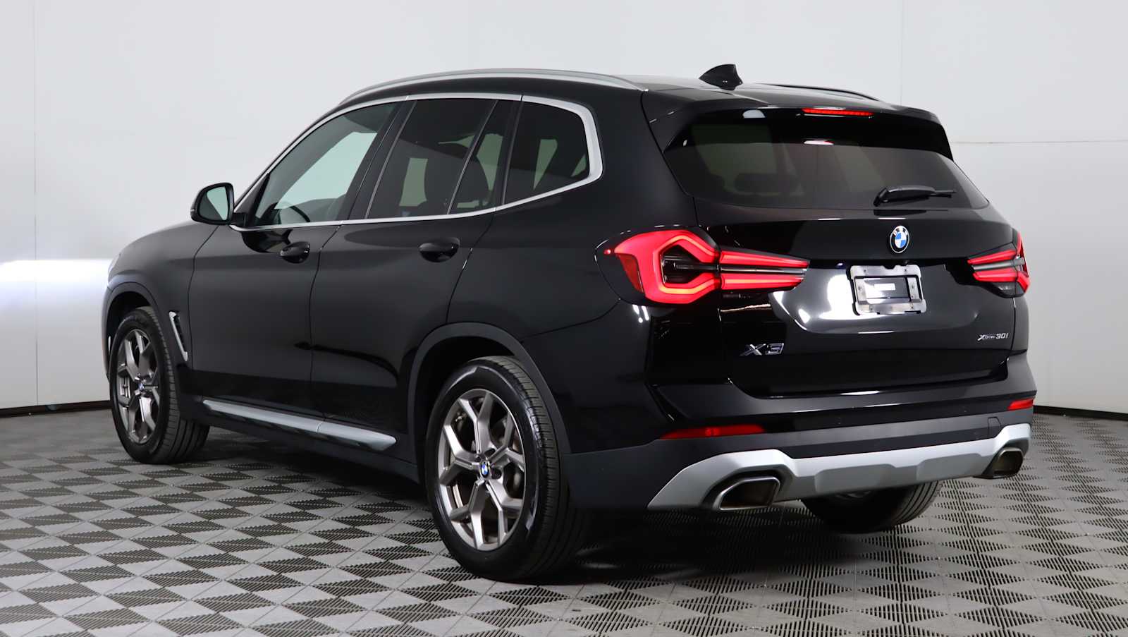 used 2023 BMW X3 car, priced at $36,772