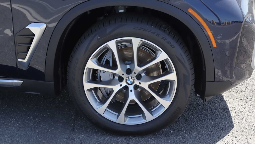 New 2026 BMW X5 PHEV xDrive50e SUV