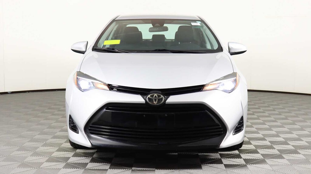 Used 2018 Toyota Corolla LE Sedan