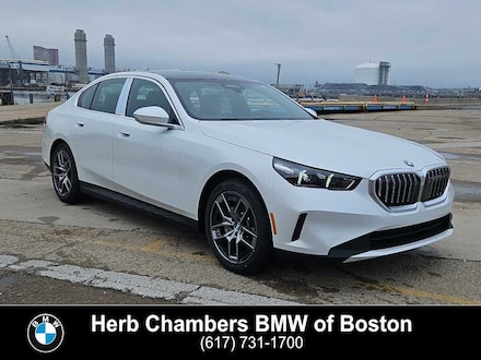 2026 BMW 5 Series 530i xDrive Sedan