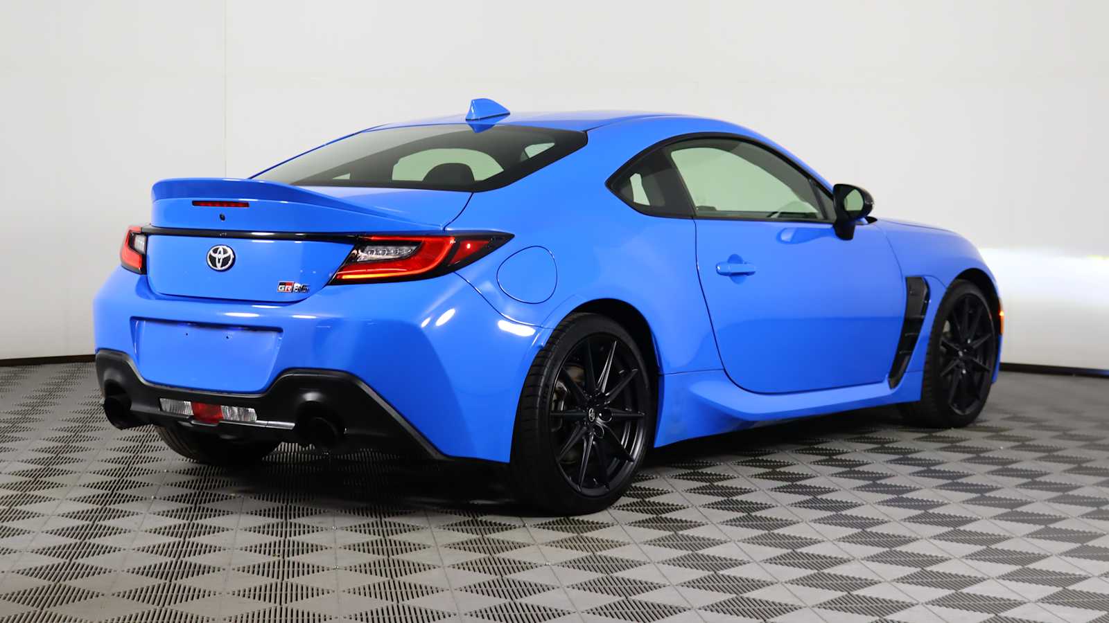 used 2023 Toyota GR86 car, priced at $24,963