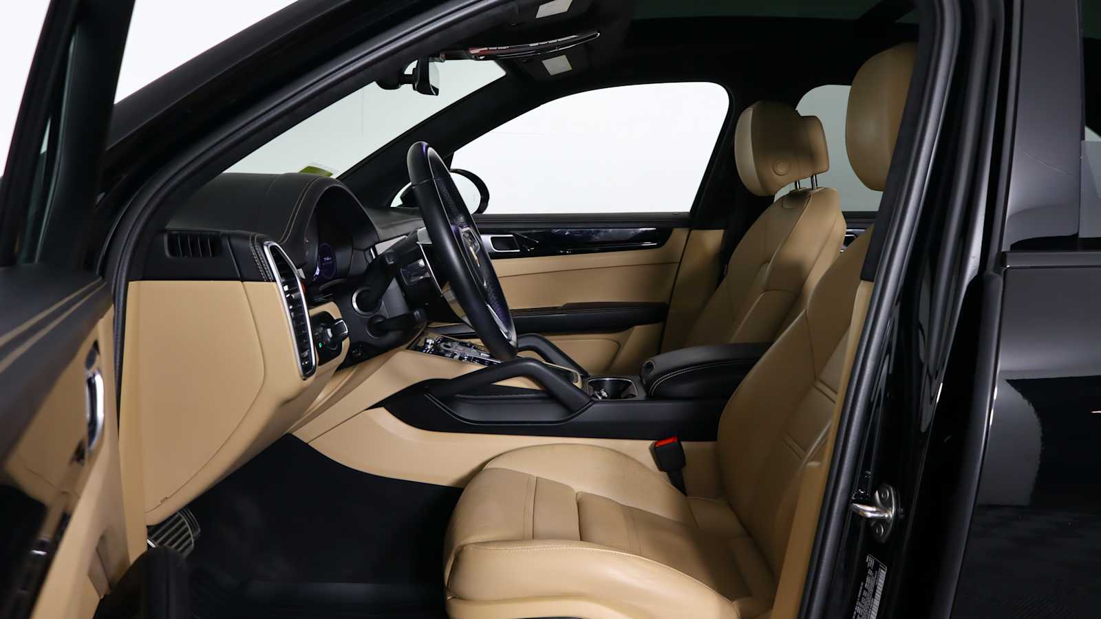 used 2023 Porsche Cayenne car, priced at $86,751