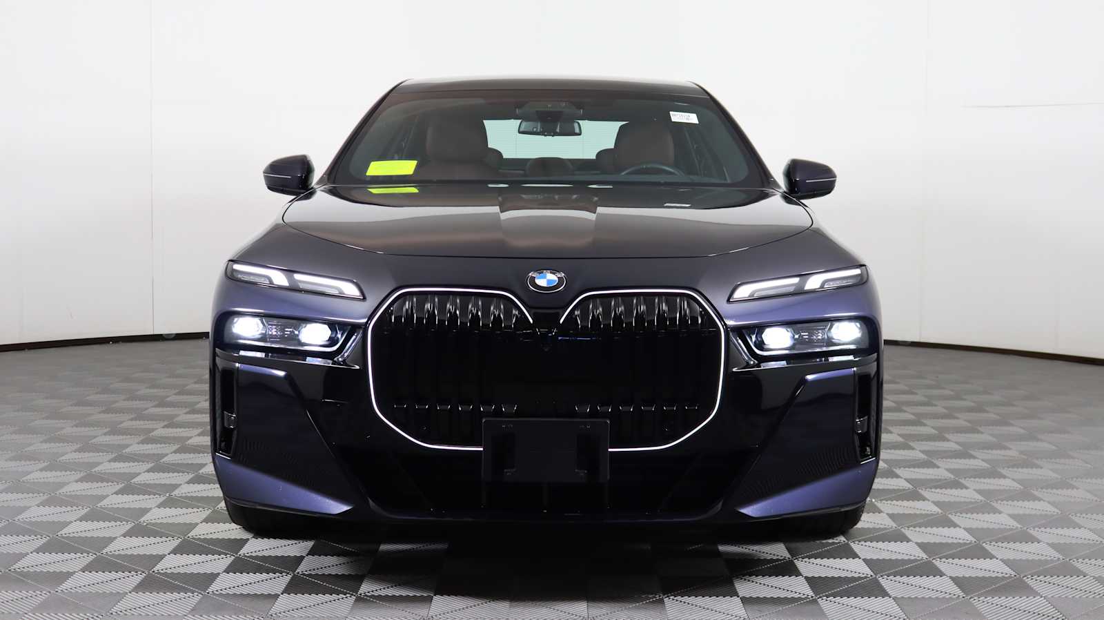 2024 Bmw 760i xDrive photo 2