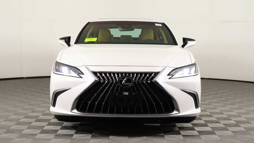 Used 2023 Lexus ES 300h Sedan