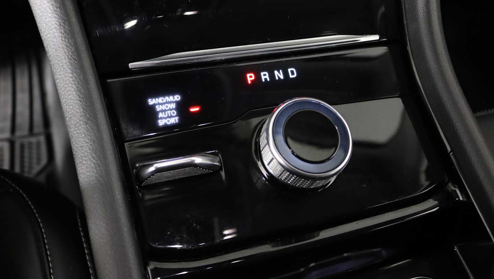 used 2022 Jeep New Grand Cherokee car, priced at $28,451