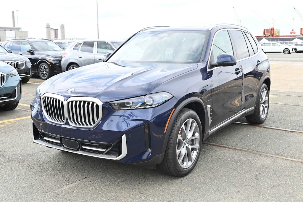 New 2026 BMW X5 PHEV xDrive50e SUV