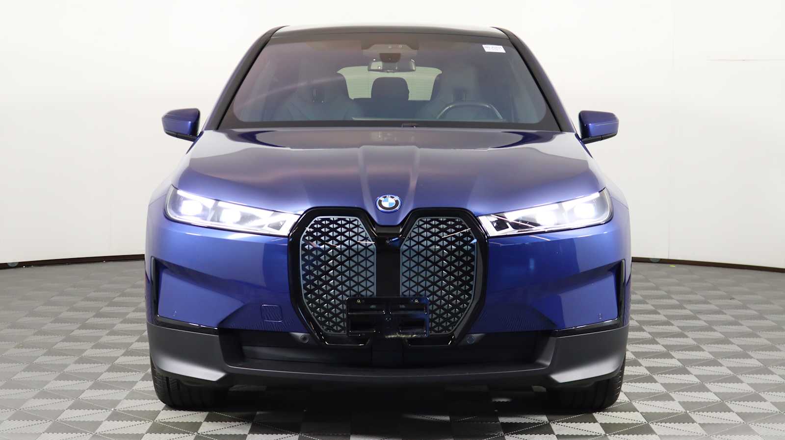 2025 Bmw iX photo 2