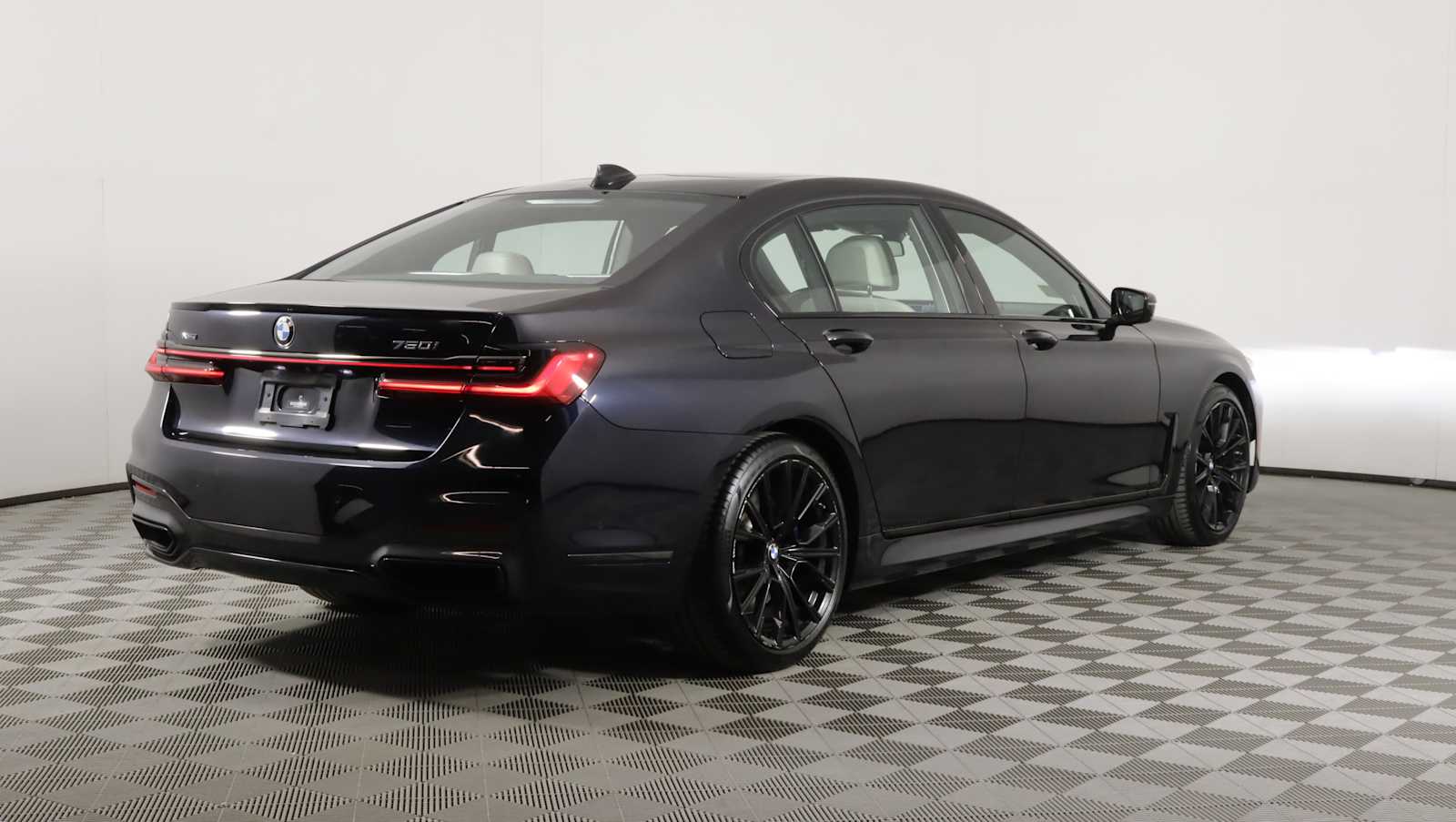 used 2021 BMW 750i car, priced at $37,665