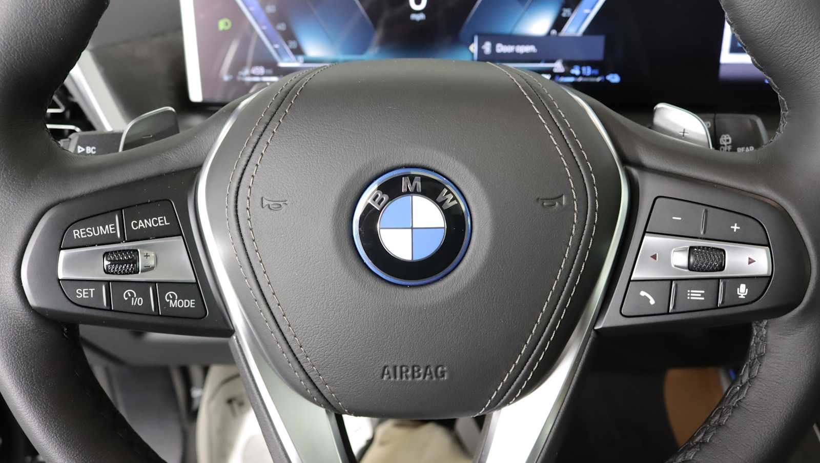 2026 BMW X5 50e - Photo 17