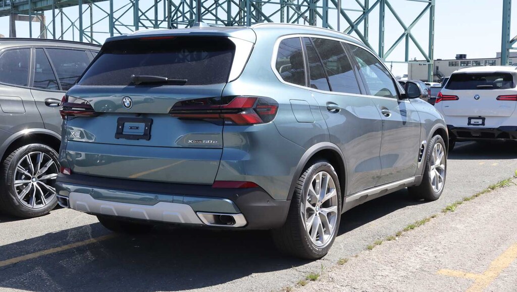 New 2026 BMW X5 PHEV xDrive50e SUV