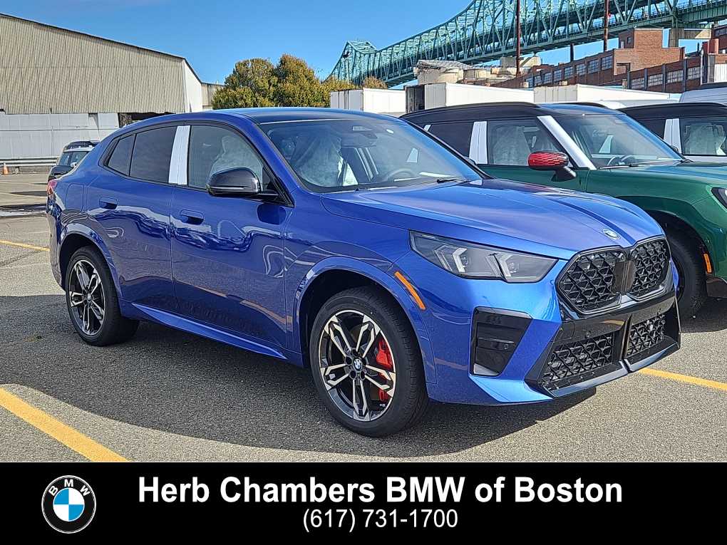 2026 BMW X2 28i's photo