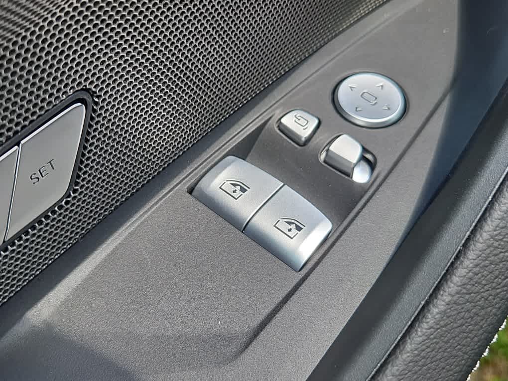 2026 BMW 4 Series 430i - Photo 8