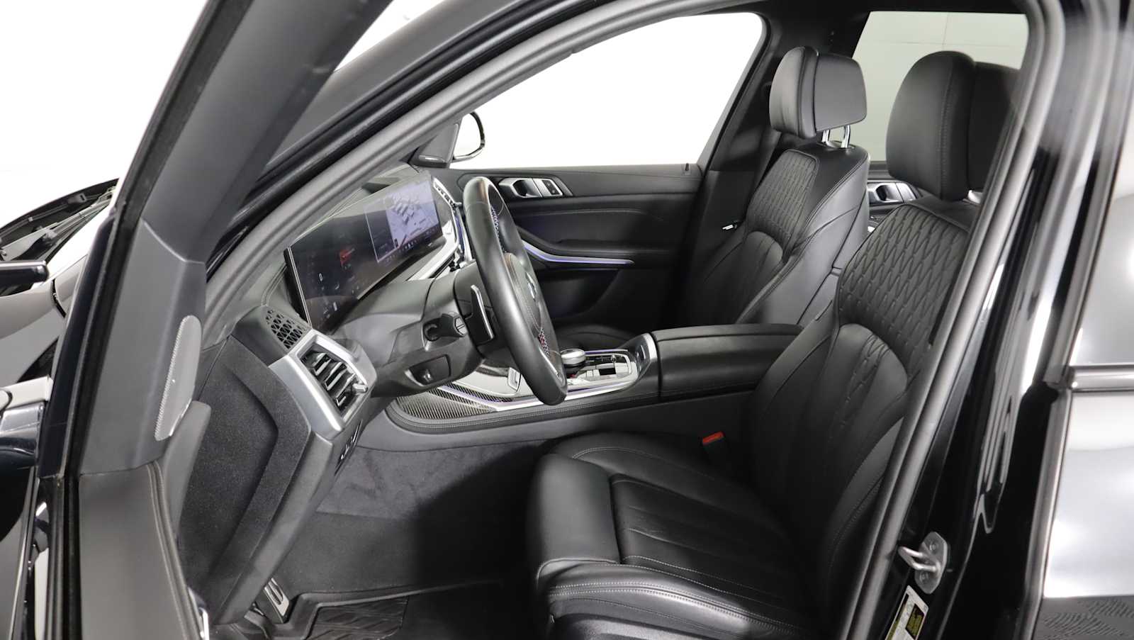 used 2024 BMW X7 car, priced at $81,542
