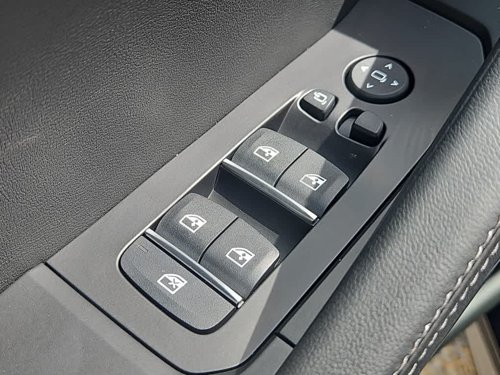 new 2026 BMW X6 M car, priced at $140,975