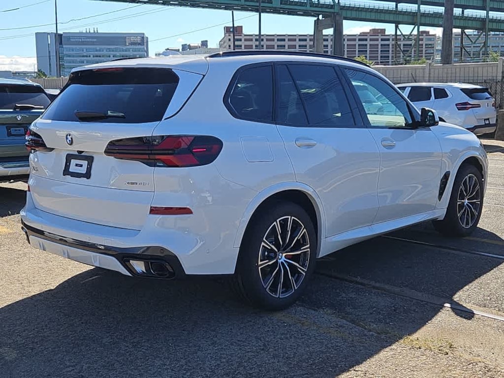 New 2026 BMW X5 xDrive40i SUV