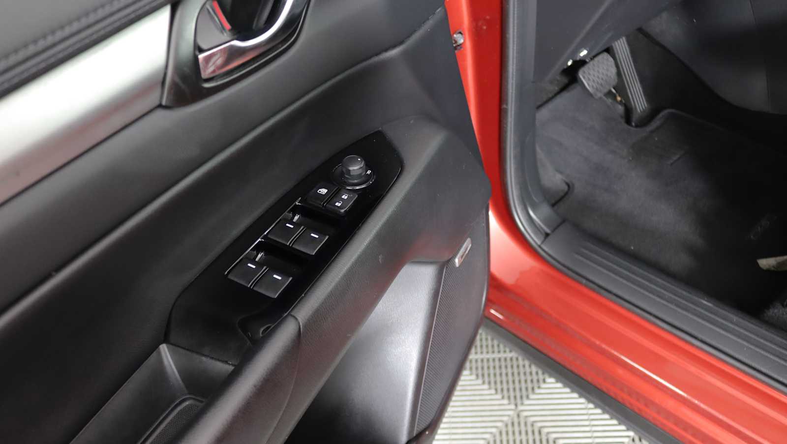 used 2018 Mazda Mazda CX-5 car, priced at $18,783