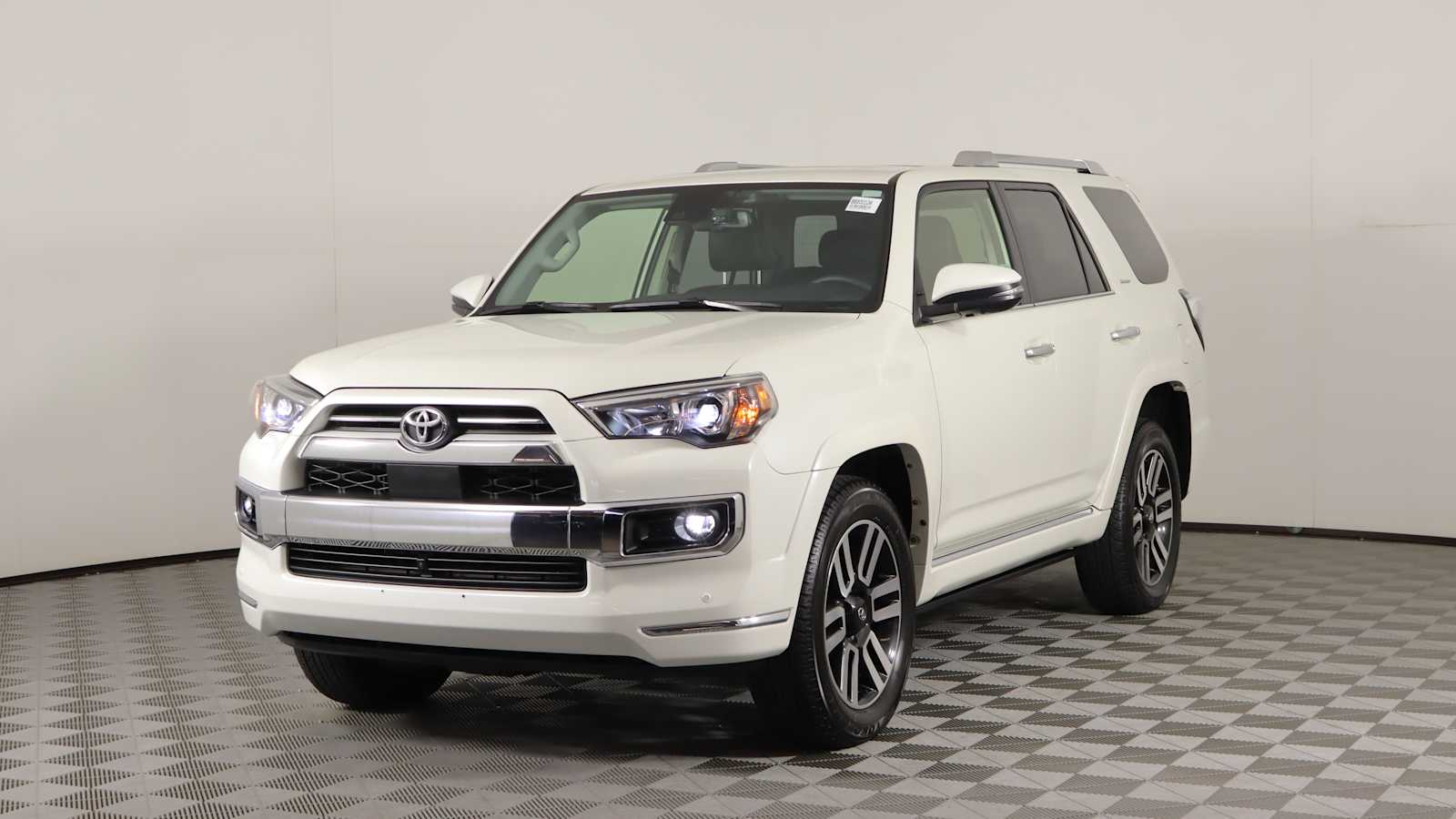 2023 Toyota 4Runner Limited photo 3