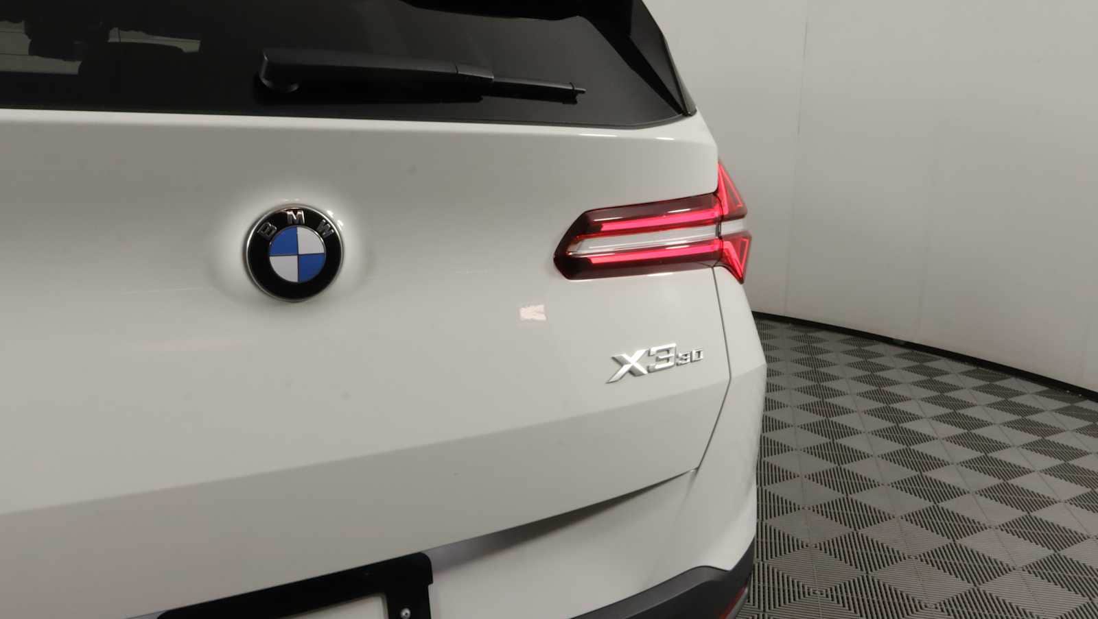 2025 BMW X3 30 - Photo 27