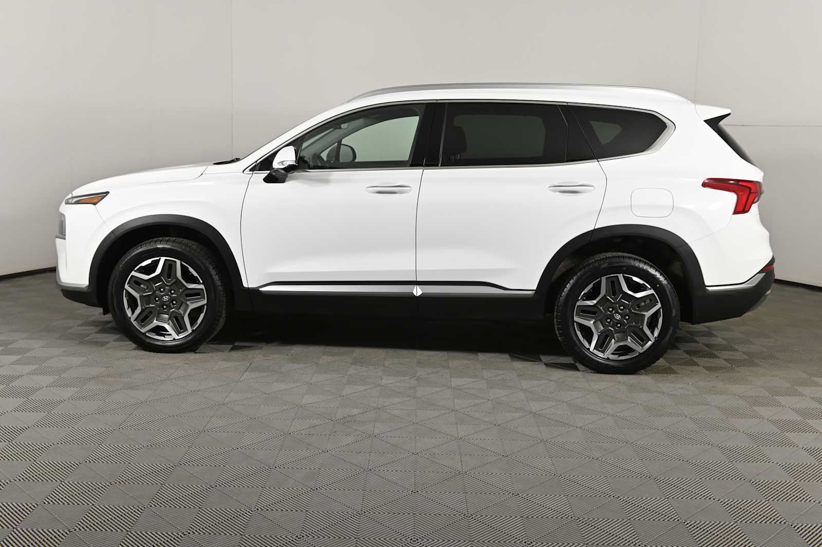 used 2023 Hyundai Santa Fe Hybrid car, priced at $27,882