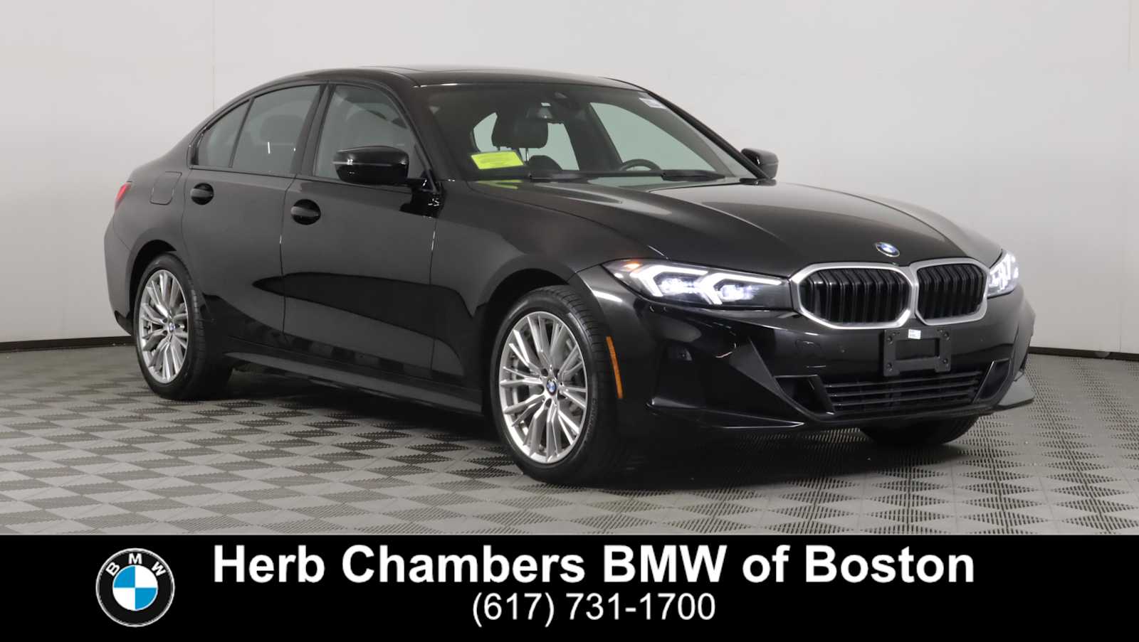 2023 BMW 3 Series 330i xDrive Sedan's photo