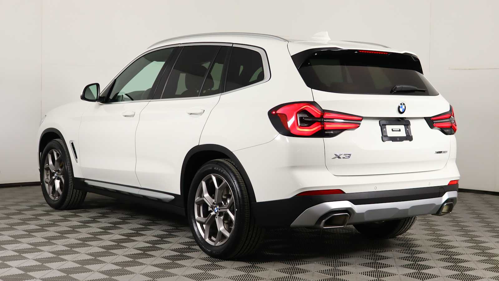 used 2023 BMW X3 car, priced at $38,958