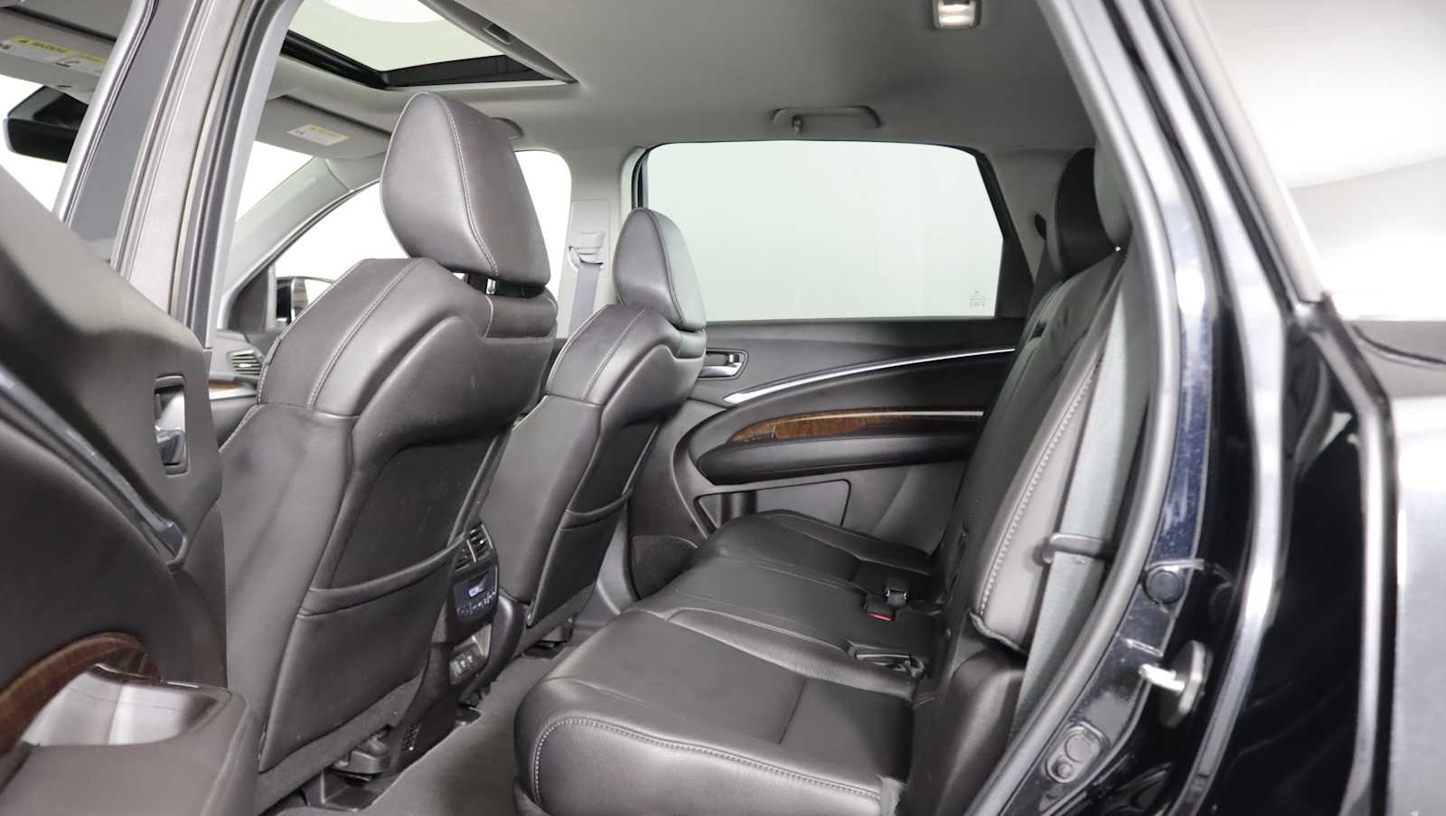 used 2020 Acura MDX car, priced at $22,471