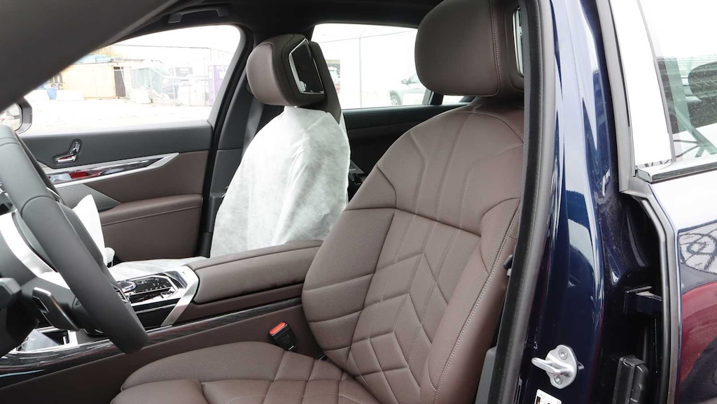 New 2026 BMW 760i xDrive Sedan