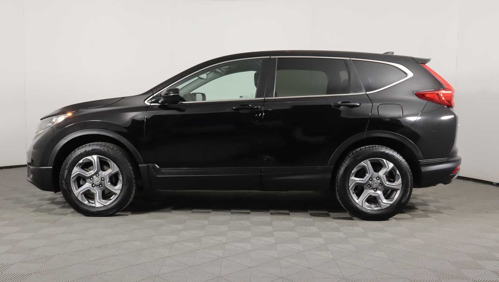 used 2018 Honda CR-V car, priced at $19,778
