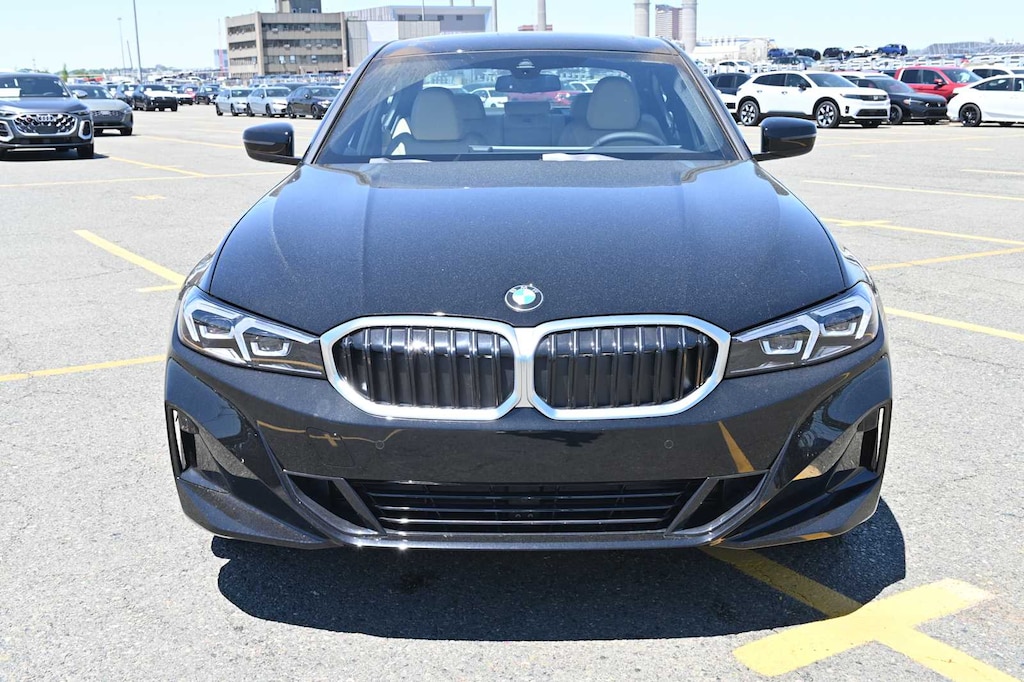 New 2026 BMW 330i xDrive Sedan