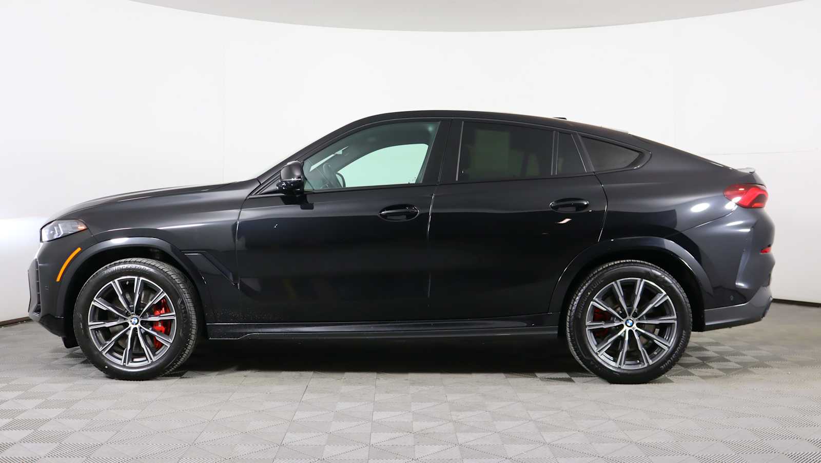 used 2024 BMW X6 car, priced at $73,697