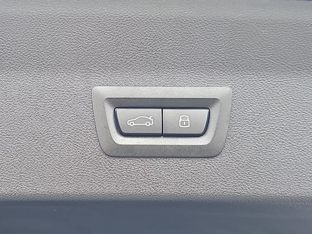 new 2025 BMW X4 M car, priced at $94,415