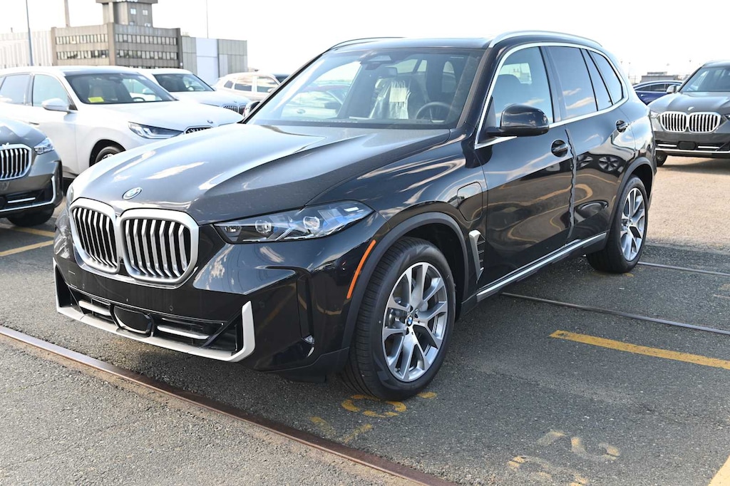 New 2026 BMW X5 PHEV xDrive50e SUV